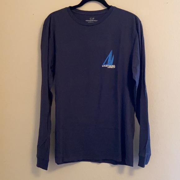 Vineyard vines long sleeve tee with Sailing detail - Picture 3 of 5